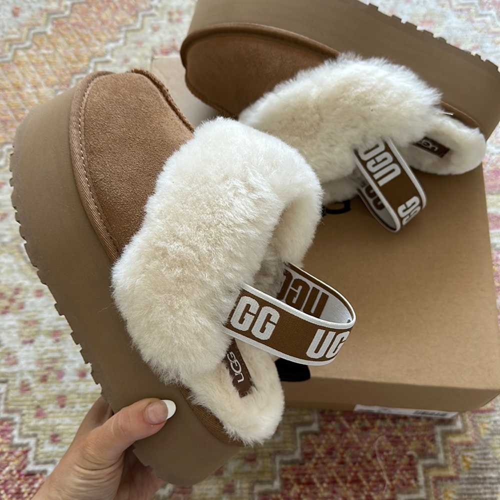 Ugg size 7 funkette
